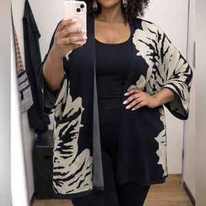 Floral Jacquard Knit Open-Front Cardigan – Navy Blue & Ivory Resortwear Office